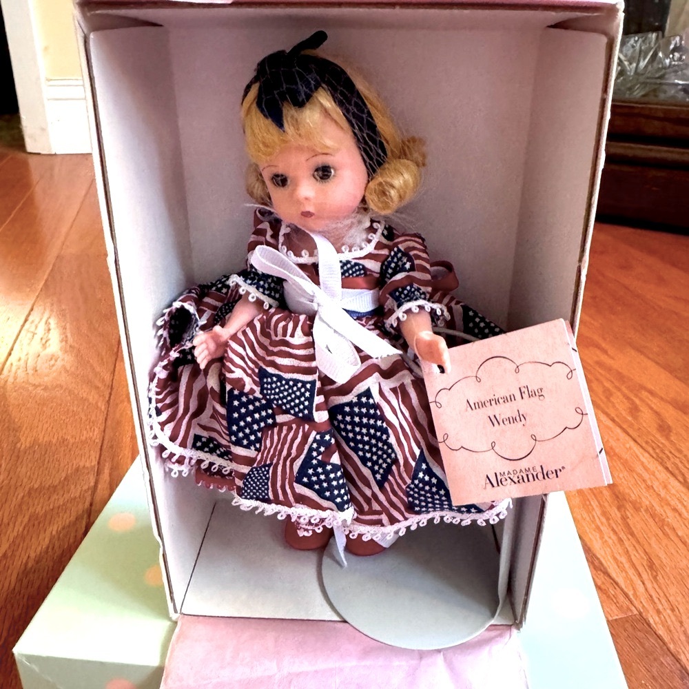 Madame Alexander Doll American Flag Wendy